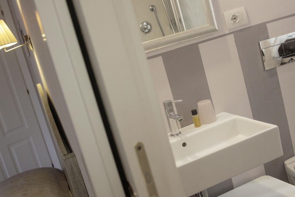Double Room,394314084:JPEG